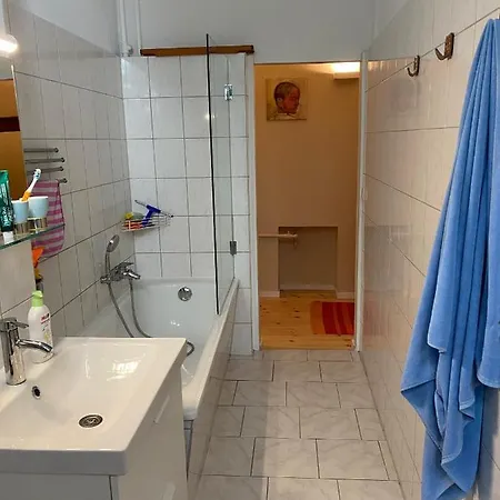 Fewo Gruene Mommsenstrasse - Bei Becker Klingeln Appartamento *